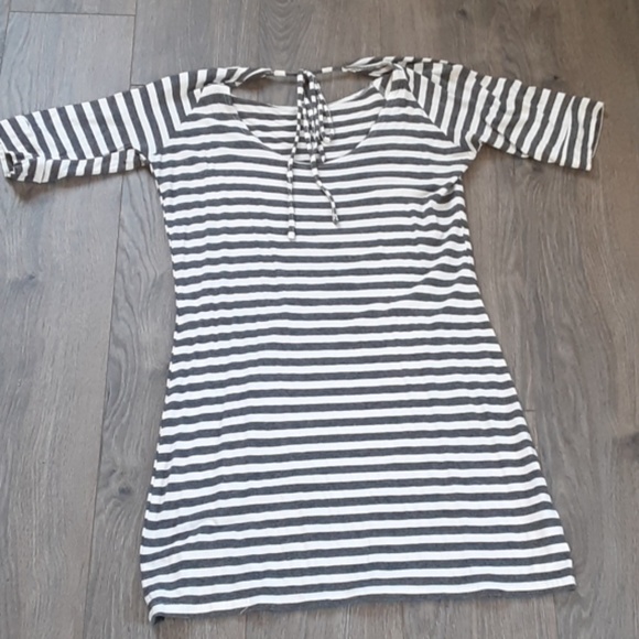 H & M Dress - Picture 2 of 5